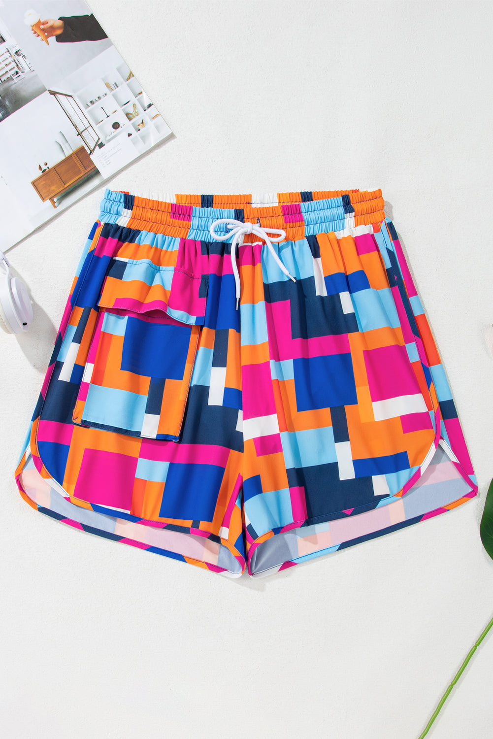 Rose Geometric Printed Drawstring Waist Beach Shorts with Pockets